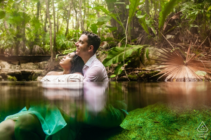 Cenote Buho, sessione fotografica di fidanzamento di Playa del Carmen al cenote