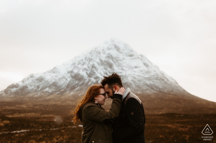 Foto von: <a href="https://www.wpja.com/photos/diamond-award-top-wedding-engagement-photographer/2546838"> Darren Hendry - Pasadena California Glencoe, Schottland Pre Hochzeit Foto-Shooting | Snowy Session im schottischen Hochland