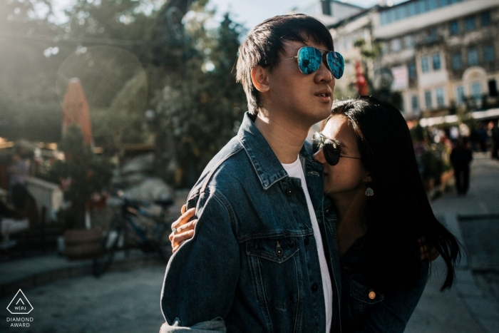 Photo by: <a href="https://www.wpja.com/photos/diamond-award-top-wedding-engagement-photographer/2546901">Goktug Ozcan - Adapazari Sakarya Walking around in İstanbul during a pre-wedding photo session.