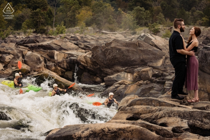 Retrato de compromiso del Parque Nacional Great Falls | Amor y aventura