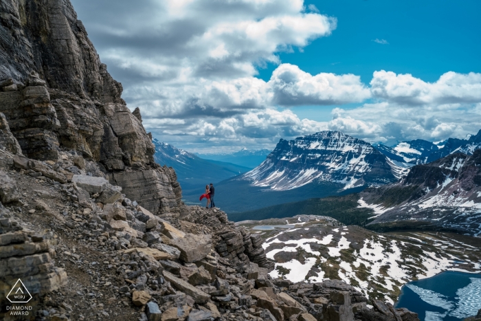 Foto door: <a href="https://www.wpja.com/photos/diamond-award-top-wedding-engagement-photographer/2548511"> Dorota Karpowicz - Edmonton Alberta Betrokkenheidsfotograaf voor Banff National Park, AB, Canada - hoog in de bergen