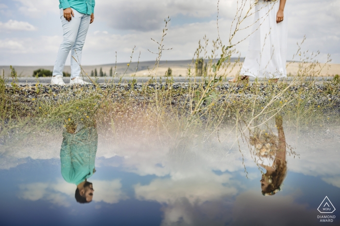 Photo: <a href="https://www.wpja.com/photos/diamond-award-top-wedding-engagement-photographer/2551883"> Emre Nesli - Istanbul Istanbul Portrait de fiançailles de Cappadoce Turquie - reflet du couple