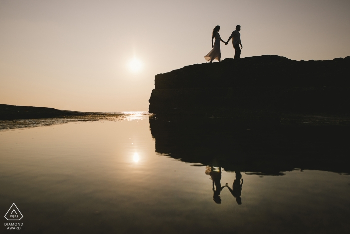 Engagement Photography for İstanbul - Image contains: couple walking on rock 