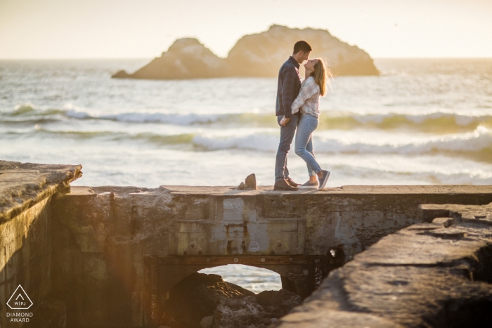 Zdjęcie: <a href="https://www.wpja.com/photos/diamond-award-top-wedding-engagement-photographer/2551954"> Chris Shum - Sunnyvale California Zaręczynowy fotograf dla San Francisco - czas dla pary do końca świata - portrety plażowe