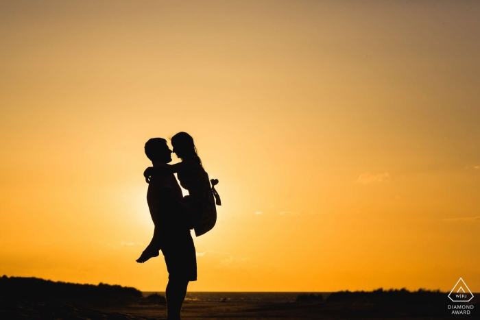 Wells-next-the-sea, Norfolk, Regno Unito | Sunset Pre-wedding silhouette foto di coppia