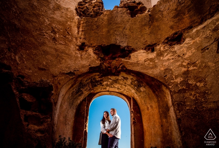 Foto: <a href="https://www.wpja.com/photos/diamond-award-top-wedding-engagement-photographer/2560045"> Eduardo Blanco - Águilas Murcia Cabo de Gata Almeria - Sonniger Tag in Almeria für Paarverlobungs-Porträtsitzung