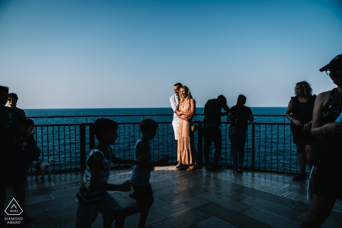 Polignano - Puglia engagement session at the water with good light 