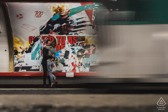 París, Francia Fotos de parejas - Sesión de retratos de compromiso - Fotografía urbana