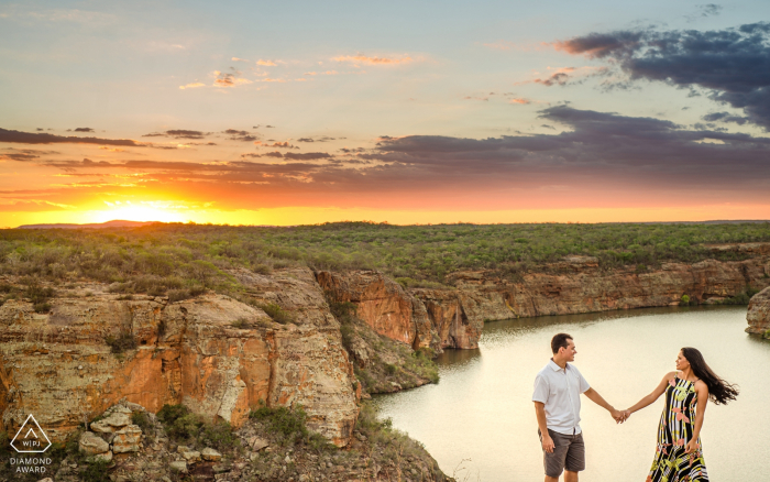 Piranhas, Alagoas Sunset Couple Ritratti sul fiume Sao Francisco