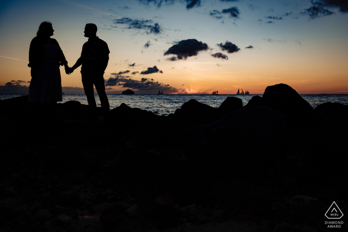 Photographie de mariage avant Key West - séance de fiançailles en vue de l'océan Key West