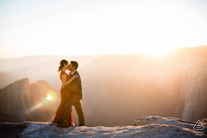 Yosemite-Nationalpark-Sonnenuntergang-Porträts von der Spitze