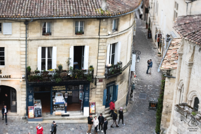 Saint-Emilion, Francia pre riprese di nozze nel villaggio dall'alto