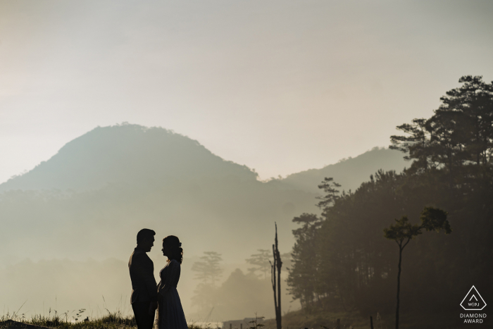 La ciudad de Da Lat, Vietnam, pareja durante los retratos: los quiero a todos, para siempre, usted y yo, todos los días