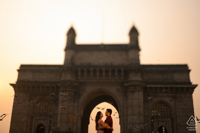 Mumbai, Maharashtra pre-wedding couple portraits - The iconic Gateway of India. Usually a very crowded place, you need to reach here at sunrise to capture it in all its glory!