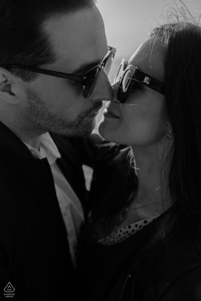 a Simple black and white photo during an engagement session in Mielno a Simple black and white photo during an engagement session in Mielno