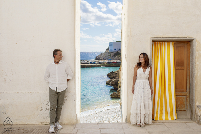 Levanzo - Ilha Egadi - Itália Sicília Sessão de fotos de noivado na pequena ilha de Levanzo