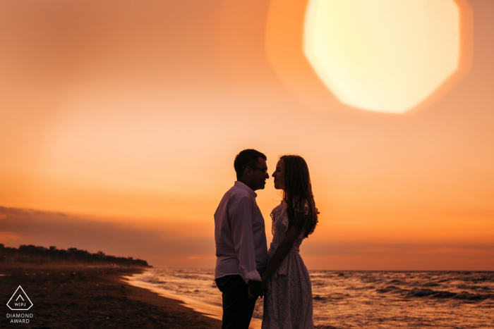 Bursa Sunset pre-wedding photography of a couple looking at each other at the beach Bursa Sunset pre-wedding photography of a couple looking at each other at the beach