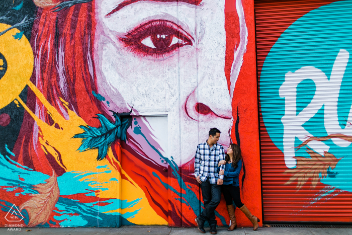 Séance photo de fiançailles et pré-mariage en Californie depuis Oakland, Californie avec un arrêt rapide à Graffiti Alley