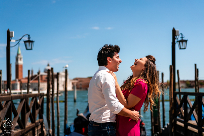 IT engagement photoshoot & pre-wedding session from Venice, Italy with plenty of Laughs