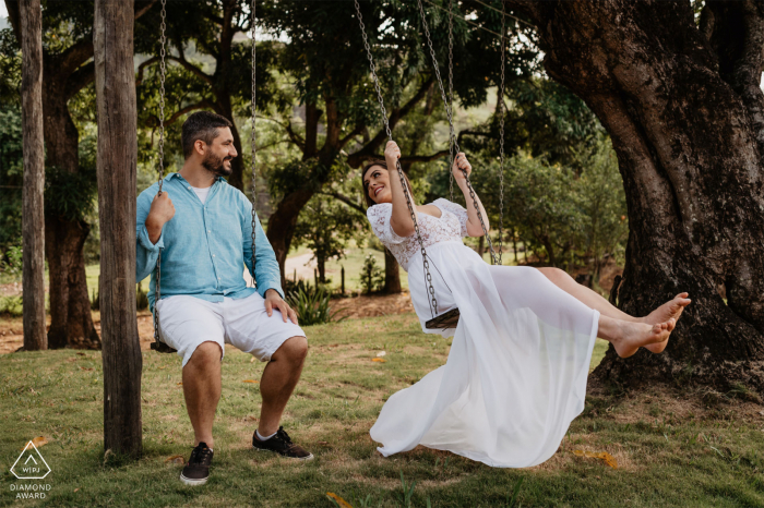 João Neiva park couple portrait e-session