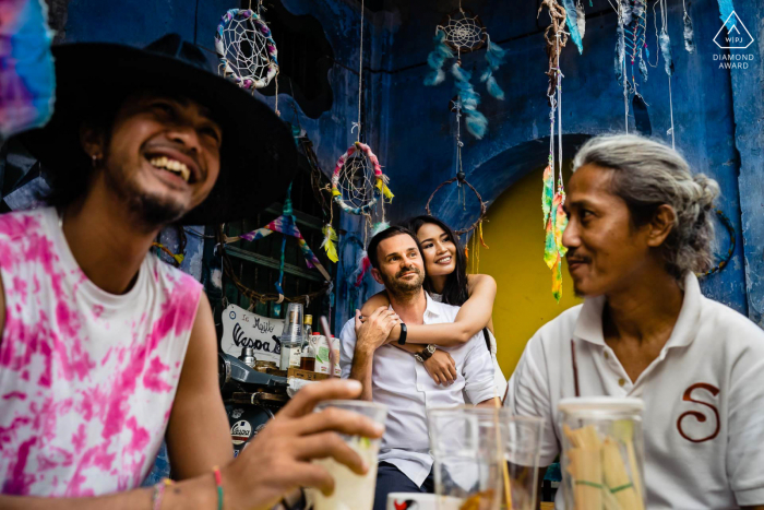 Sesión electrónica de retratos en el lugar de Phuket en las calles de Tailandia