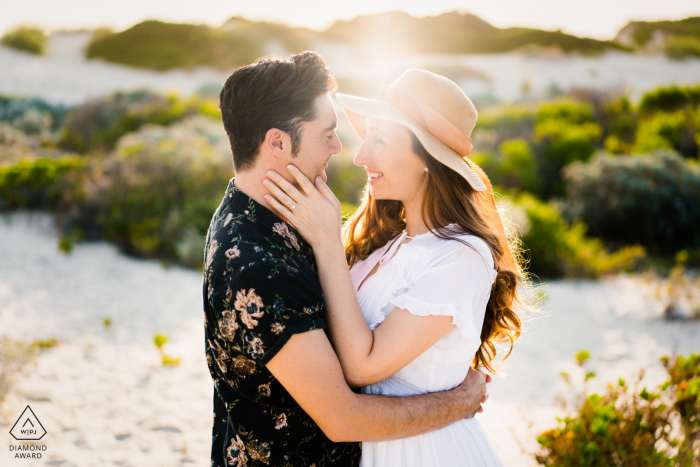 Perth on-location portrait e-shoot with A beautiful embrace during sunset