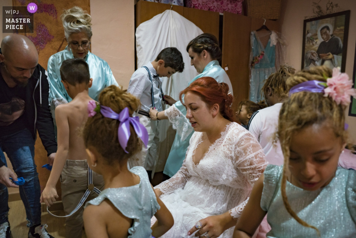 Valencia bridal party preparations while getting ready before the wedding ceremony 