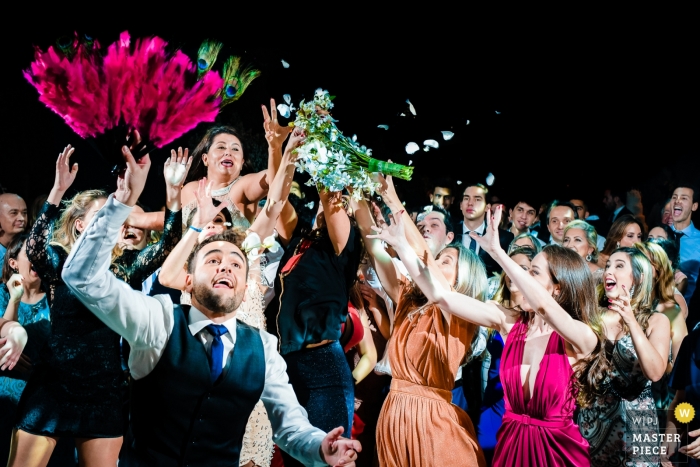 Zdjęcie: <a href="https://www.wpja.com/contests/2018-v17/best-wedding-photographers/2343421"> Wander Menezes - Belo Horizonte Minas Gerais </a> Belo Horizonte - Minas Gerais - Brazylia plenerowa fotografia weselna.