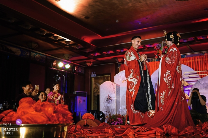 Foto: <a href="https://www.wpja.com/contests/2018-v20/best-wedding-photographers/2394836"> Vincent MA - Peking </a> Hochzeitsfotografie Pekings, China von der traditionellen Zeremonie