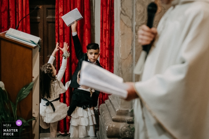 San Giovanni Battista (Giulianello LT) - Photo de mariage des jeux de papiers pour les enfants