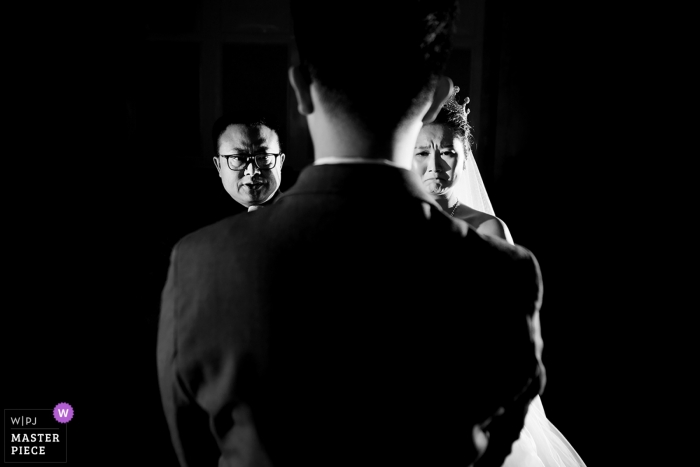 Photo by: <a href="https://www.wpja.com/contests/2019-v05/best-wedding-photographers/2476611">Zhongkun Zhang - Sanming </a> Fujian Wedding Ceremony Photography - The Bride's father speaks, bride cries