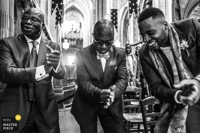Photo by: <a href="https://www.wpja.com/contests/2019-v06/best-wedding-photographers/2493706">Henri Deroche - Orléans </a> Guests celebrate their friends' marriage in Orleans in this black and white wedding photo by a documentary-style France photographer.