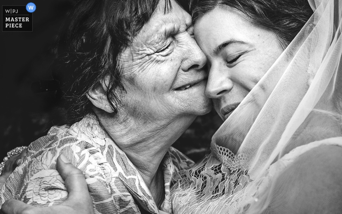 Matthias Church Budapest Wedding Photographer | Love, mother, bride and big hug. 