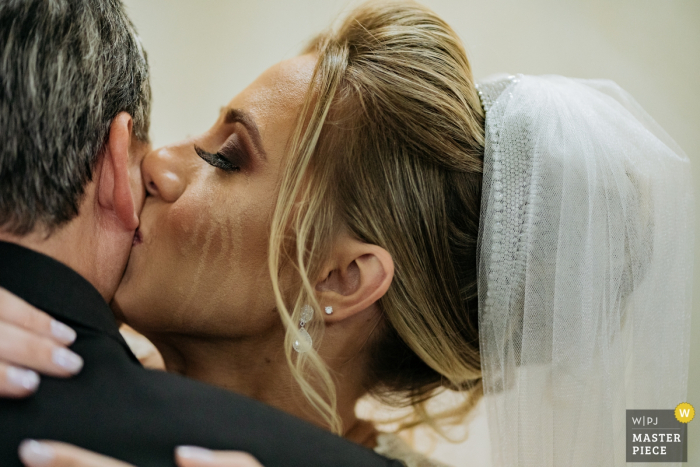 Photo by: <a href="https://www.wpja.com/contests/2019-v08/best-wedding-photographers/2520171">Eric Corbacho - São Caetano do Sul São Paulo</a> Igreja São Bento - São Caetano | Photography of the bride's weeping marks as she compliments her father