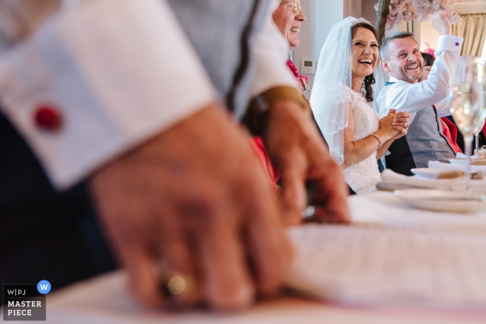 Fotografia de local de recepção de casamento de Ashfield House de melhor discurso de homem