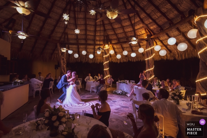 Photo by: <a href="https://www.wpja.com/contests/2019-v11/best-wedding-photographers/2545216">Douglas Favero - Oaxaca de Juárez Oaxaca</a> Las Palmas, Huatulco, Oaxaca, Mexico first dance wedding photography of the bride and groom.