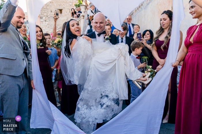 Photo by: <a href="https://www.wpja.com/contests/2019-v14/best-wedding-photographers/2553002">Tobias Löhr - Niddatal Hessen</a> Taormina Photography | After the wedding ceremony with bride and groom