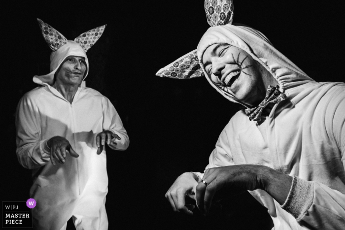 Photo by: <a href="https://www.wpja.com/contests/2019-v14/best-wedding-photographers/2553486">Jeremy Fiori - Angers </a> Chateau de l'Eperonnière Wedding Venue Photography - The friends like rabbits do the show at the party