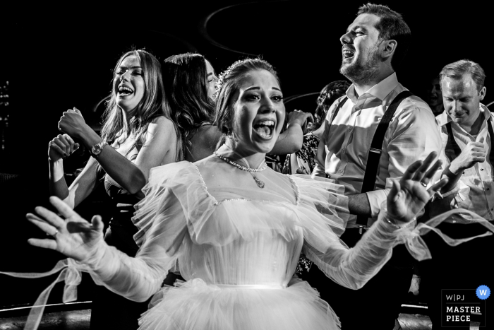 Photo by: <a href="https://www.wpja.com/contests/2019-v14/best-wedding-photographers/2553644">Orçun Yalçın - Ankara Ankara</a> Wedding Venue Photography from JW Marriott Ankara - Bride is dancing with her friends on the dance floor