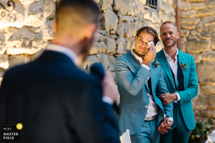 Foto door: <a href="https://www.wpja.com/contests/2019-v14/best-wedding-fotografen/2553891"> Julian Kanz - Portofino Genova </a> Castello di Rosciano, Umbrië, Italië Foto's - Bruidegoms tijdens spraak