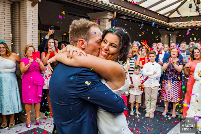 Cerro Puerta, Jaén-huwelijksfotografie met confetti