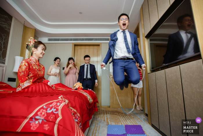 Play the game - jumping rope Jingjiang City, Jiangsu Province actual day wedding photography - Play the game