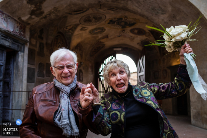 Photo: <a href="https://www.wpja.com/contests/2019-v15/best-wedding-photographers/2557056"> Donatella Barbera - Certaldo Firenze </a> Certaldo Alto, photographie de cérémonie de mariage en Toscane
