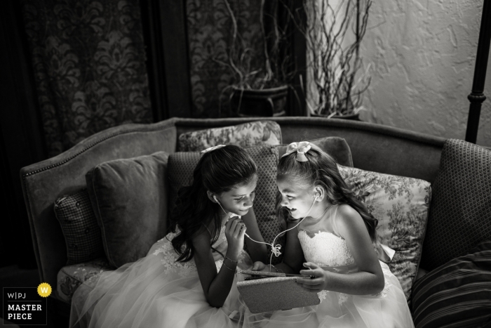 Flower girls before the wedding The Villa Parker, Parker, Colorado wedding venue photos | Flower girls before the wedding.