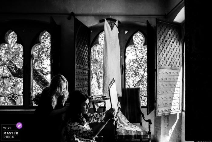 Photo by: <a href="https://www.wpja.com/contests/2019-v17/best-wedding-photographers/2562695">Karol Robache - Cucuron </a> Castel Castelleras Wedding Photography in French Riviera of the bride getting ready.