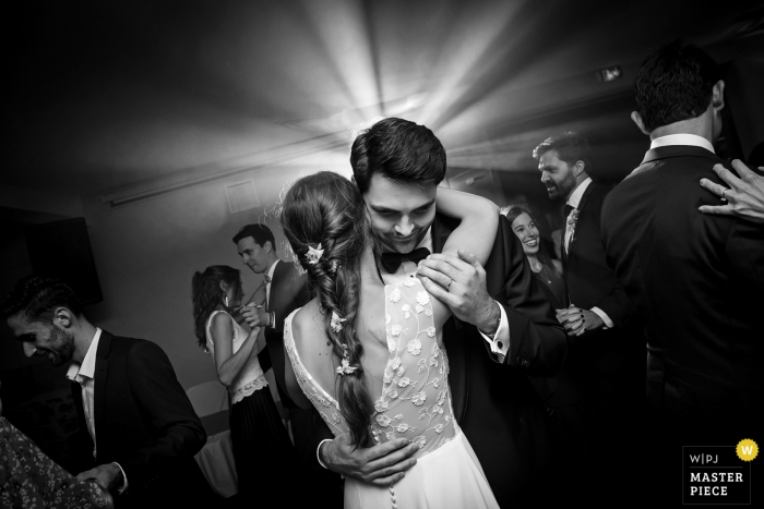 Photo by: <a href="https://www.wpja.com/contests/2019-v17/best-wedding-photographers/2563128">Tim Fox - Vertou </a> CHATEAU DE VAIR, NEAR ANCENIS, LOIRE VALLEY - WEDDING PHOTO OF THE FINAL EMBRACE OF FIRST DANCE