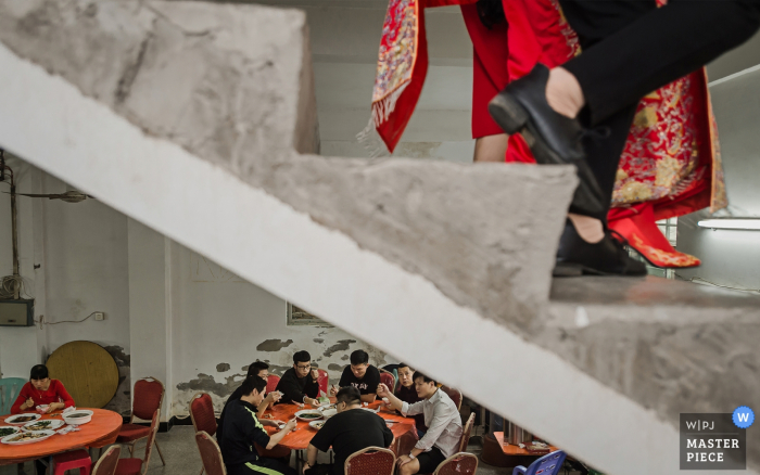 Photo by: <a href="https://www.wpja.com/contests/2019-v17/best-wedding-photographers/2564039">Lin Yang - Quanzhou </a> Fujian wedding photography in Asia - The brides are married and the best men are eating