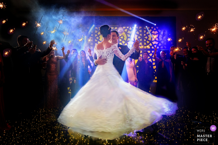 Photo by: <a href="https://www.wpja.com/contests/2019-v17/best-wedding-photographers/2564846">Claudia Amorim - Goiânia Goias</a> Bride and groom dancing at their wedding reception in Goias, Brazil.