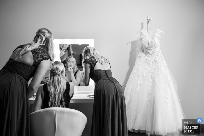 Photo by: <a href="https://www.wpja.com/contests/2019-v17/best-wedding-photographers/2565086">Penny McCoy - Columbia Heights Minnesota</a> Minnesota Client's Home wedding day photography - Bride Getting Ready