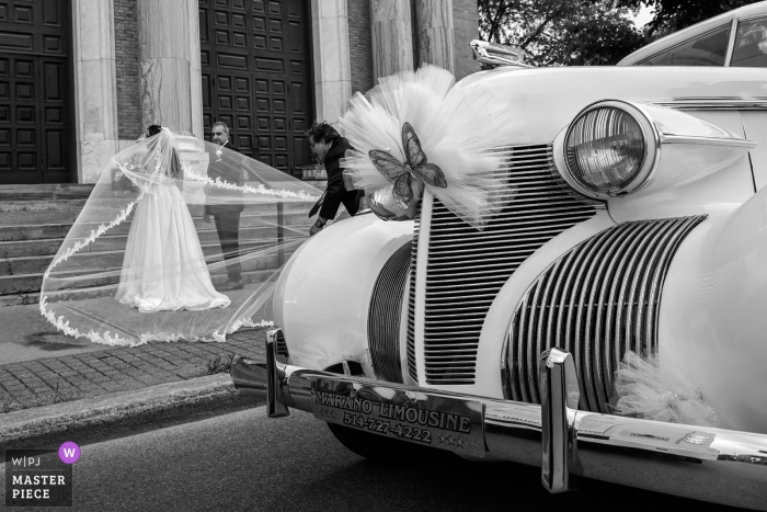 Photo by: <a href="https://www.wpja.com/contests/2019-v18/best-wedding-photographers/2565807">Adeline Leonti - Montreal Quebec</a> Wedding photo from Notre Dame de Guadelupe church in Montreal - the bride and her dad are getting ready for the entrance in the church